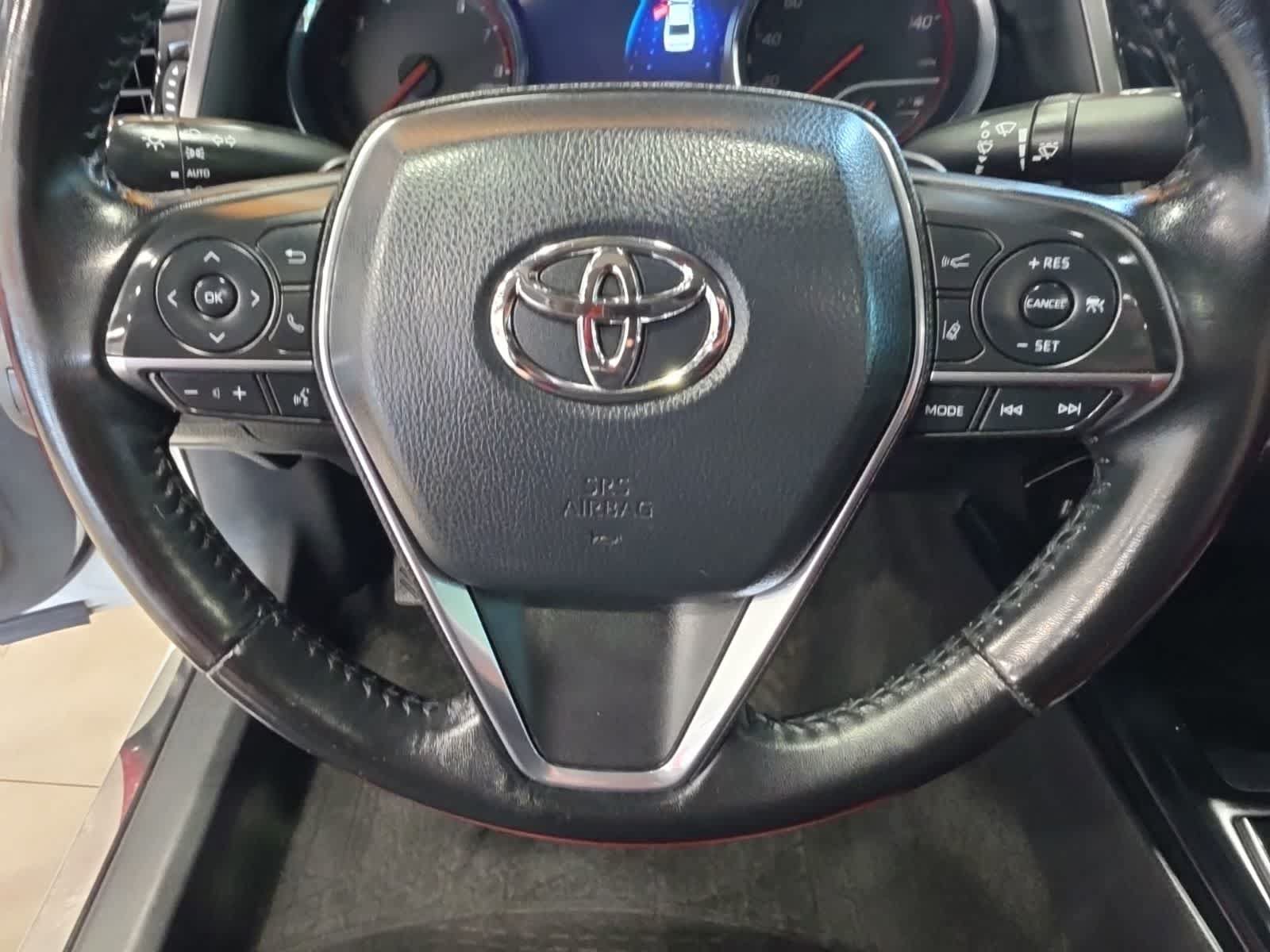 Used 2019 Toyota Camry XSE FWD image 21