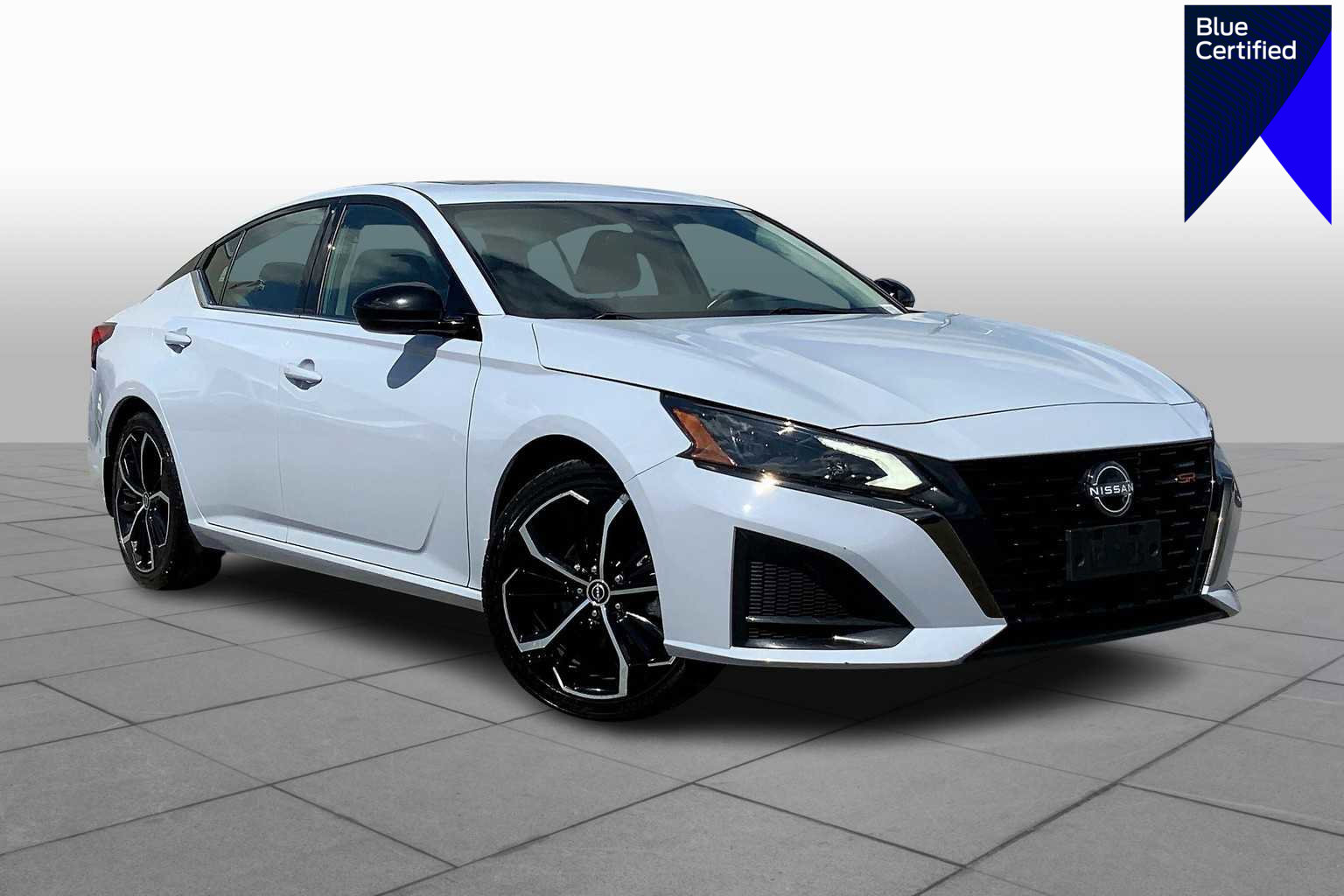 Used 2023 Nissan Altima 2.5 SR w/ SR Premium Package