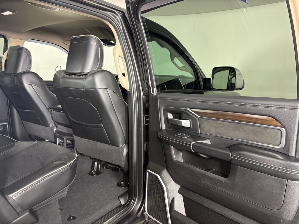 Used 2022 RAM 2500 Laramie AWD/4WD image 31