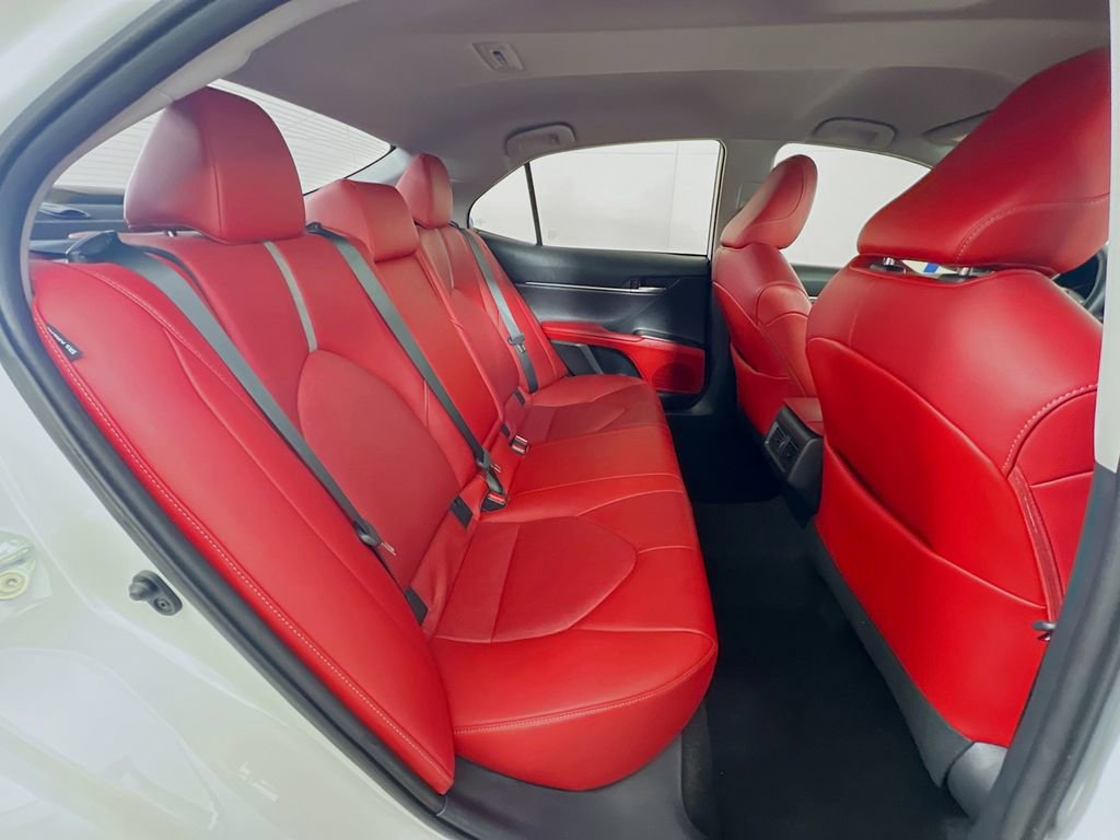 Used 2021 Toyota Camry XSE image 30