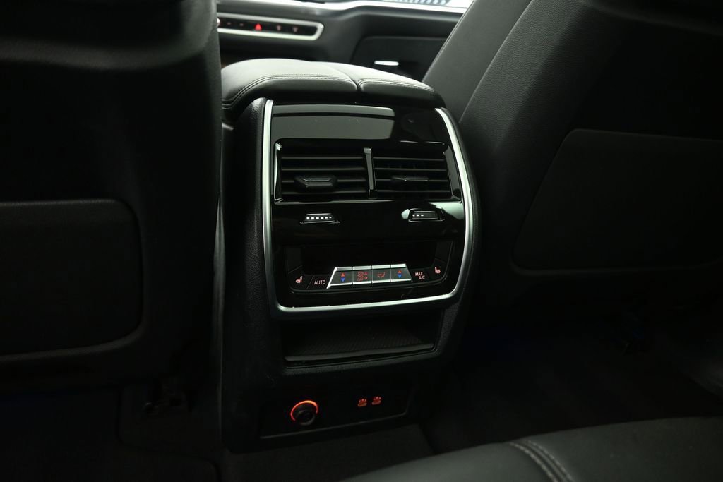 Used 2024 BMW X5 xDrive40i AWD/4WD image 21