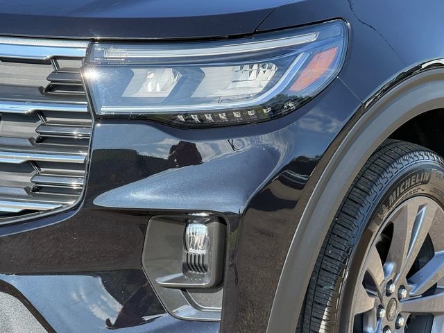 Certified 2025 Ford Explorer Active w/ Active Comfort Package AWD/4WD image 15