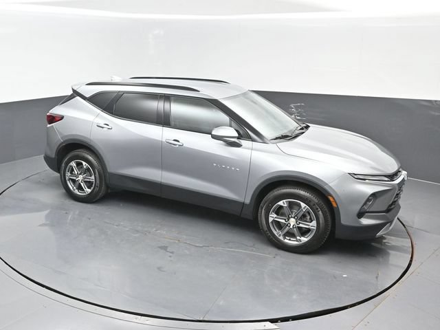 Used 2023 Chevrolet Blazer LT AWD/4WD image 19