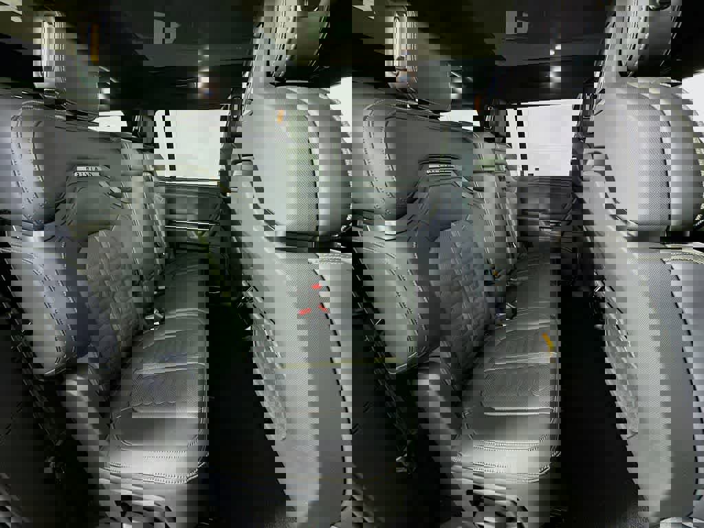 Used 2025 Rivian R1S Adventure AWD/4WD image 30