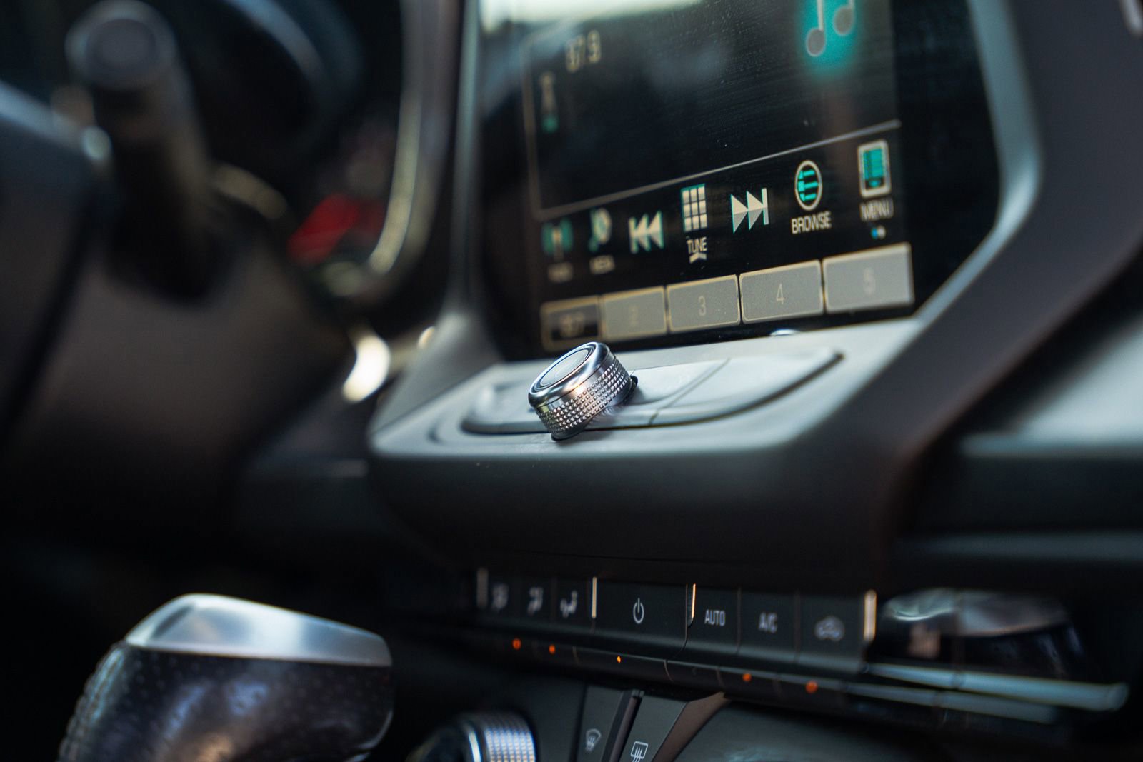 Used 2018 Chevrolet Camaro SS image 25