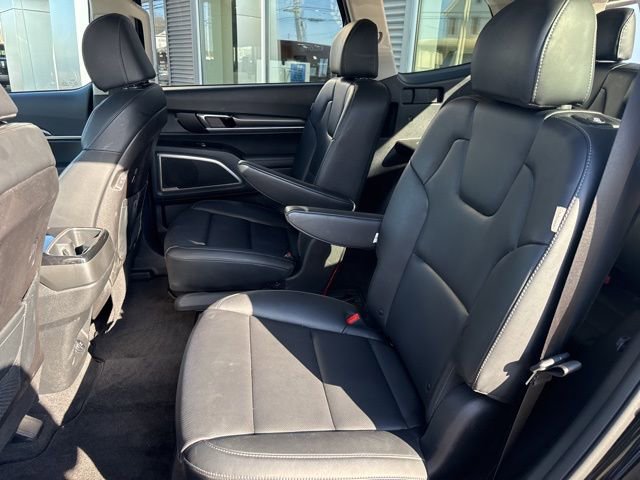 Used 2025 Kia Telluride S AWD/4WD image 42