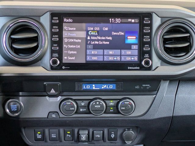 Used 2022 Toyota Tacoma TRD Sport image 17