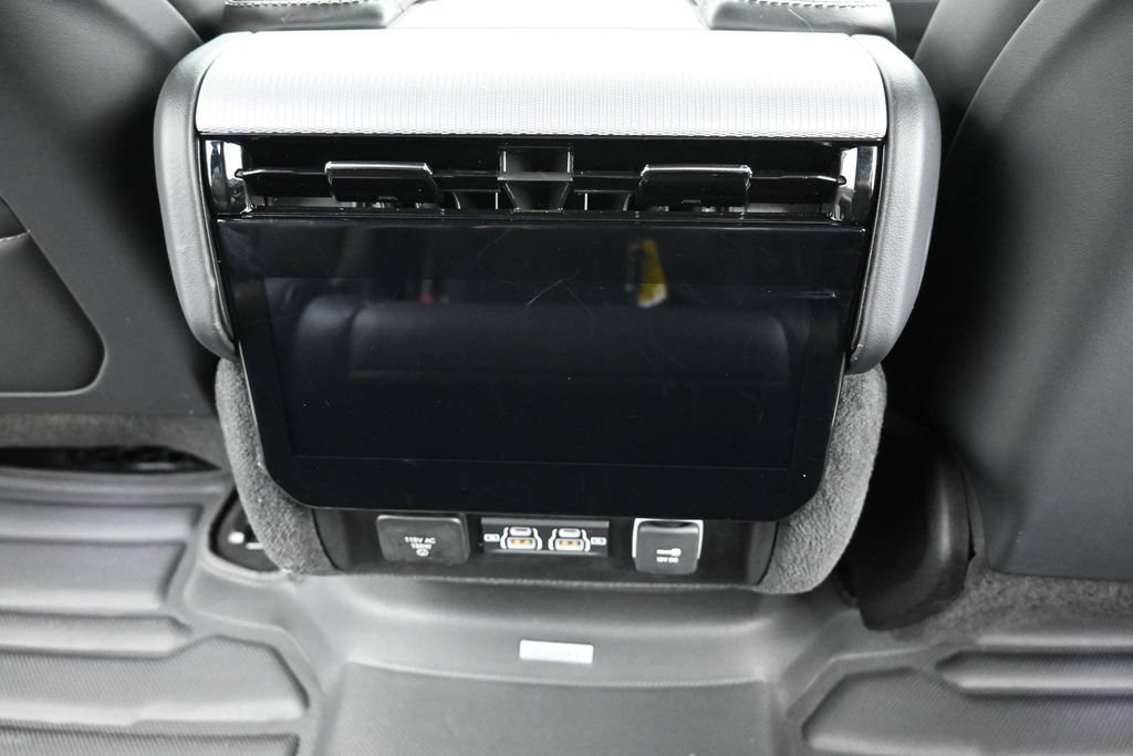 Used 2023 Jeep Grand Wagoneer Series II w/ Flexible Seating Group AWD/4WD image 10