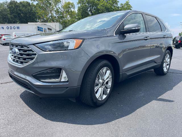 Certified 2024 Ford Edge Titanium image 4