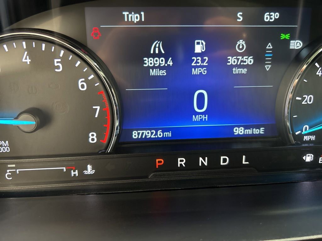 Certified 2022 Ford Explorer XLT w/ Equipment Group 202A AWD/4WD image 18