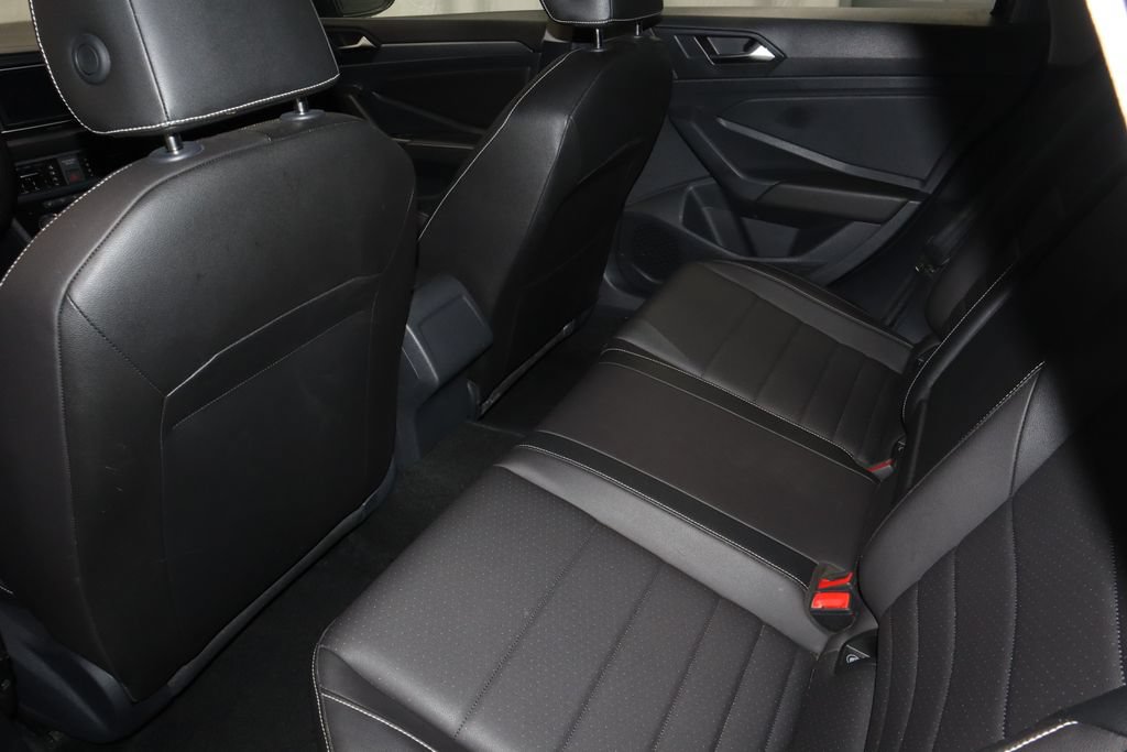 Used 2024 Volkswagen Jetta SE FWD image 20