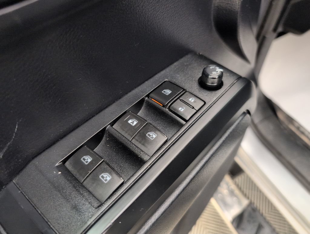 Used 2019 Toyota Tacoma SR w/ SR Convenience Package RWD image 32