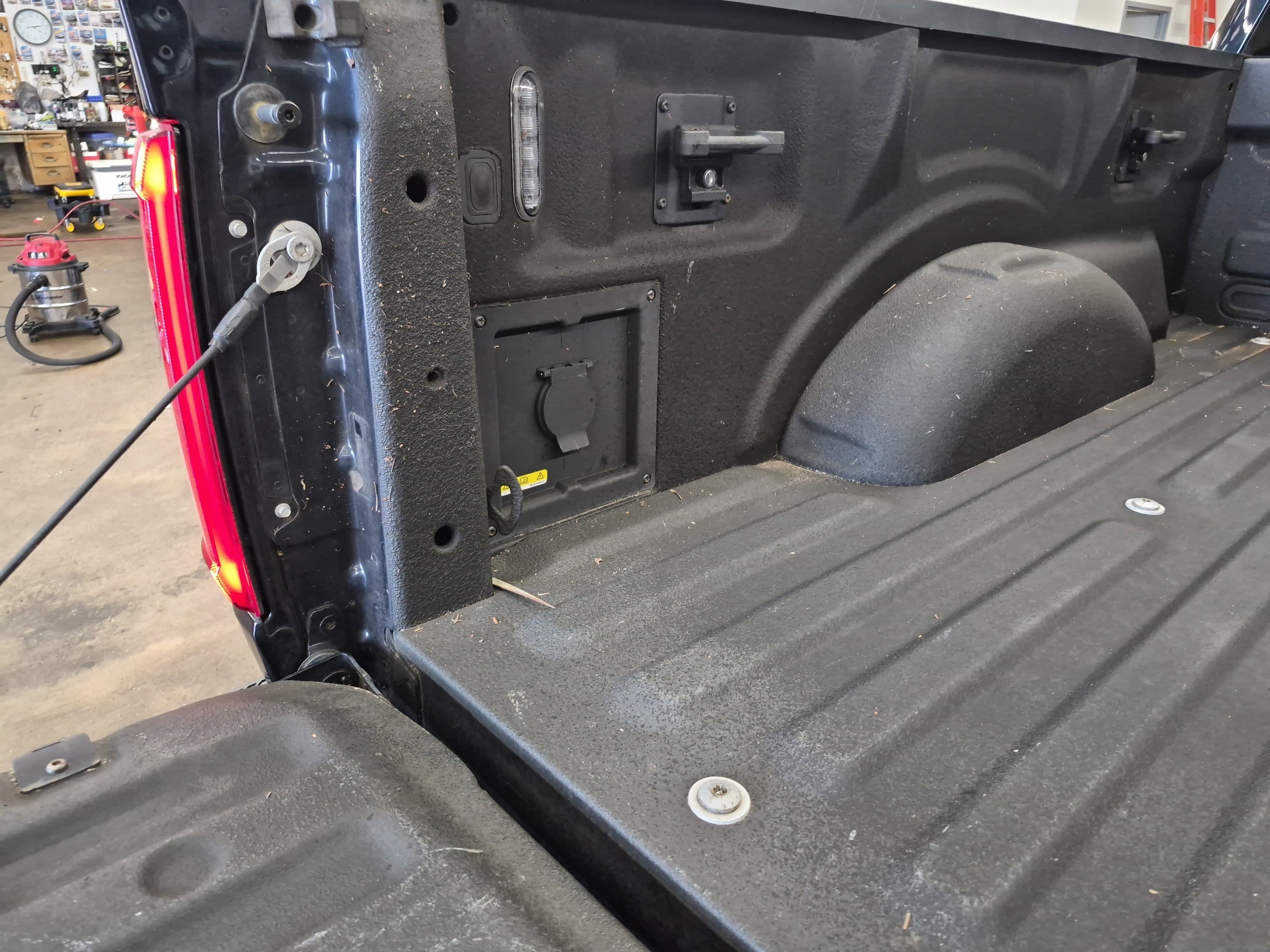Certified 2021 Ford F150 Lariat AWD/4WD image 8
