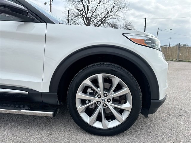 Certified 2023 Ford Explorer Platinum w/ Technology Package image 23
