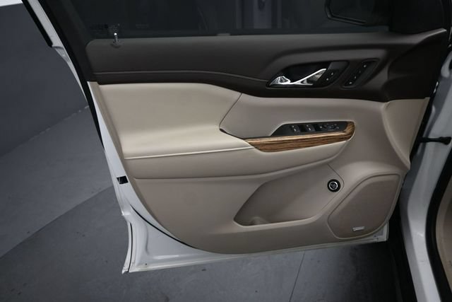 Used 2019 GMC Acadia Denali w/ Technology Package FWD image 20