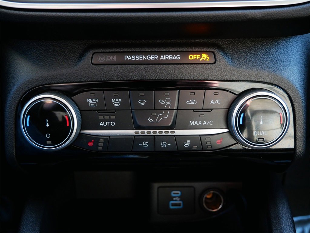 Certified 2022 Ford Escape Titanium image 20