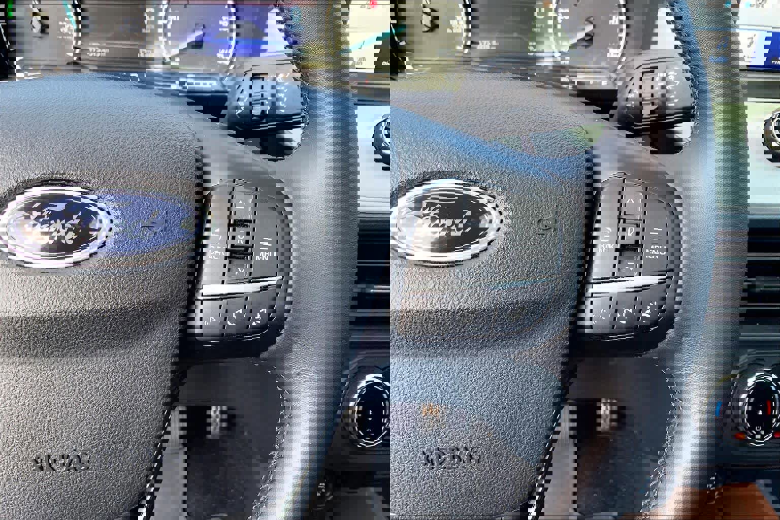 Certified 2024 Ford Maverick Lariat image 25