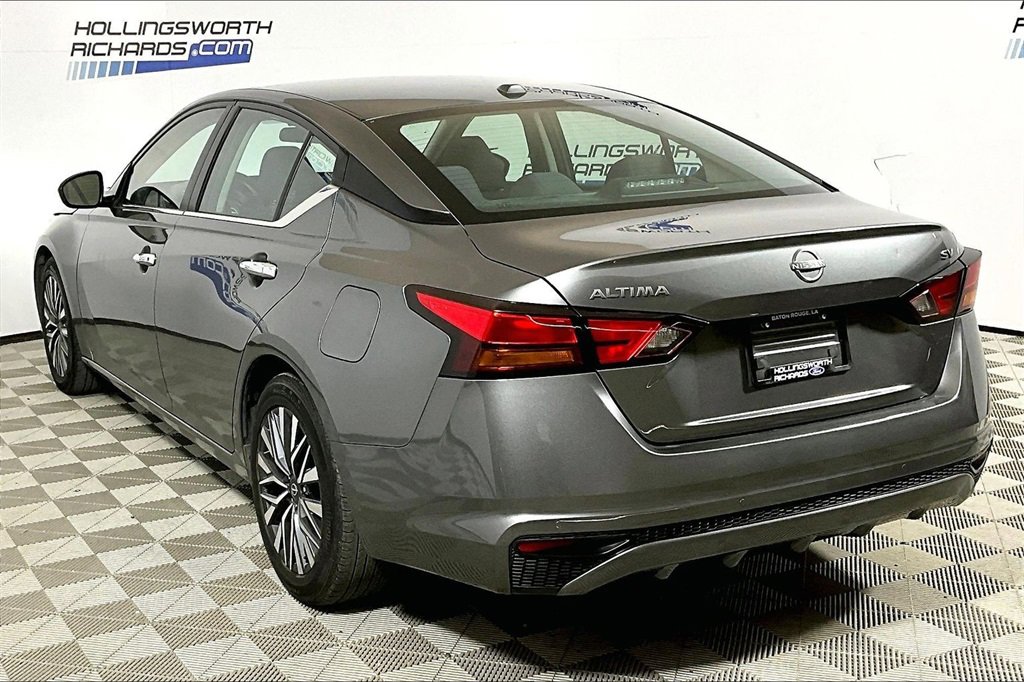 Used 2023 Nissan Altima 2.5 SV image 8