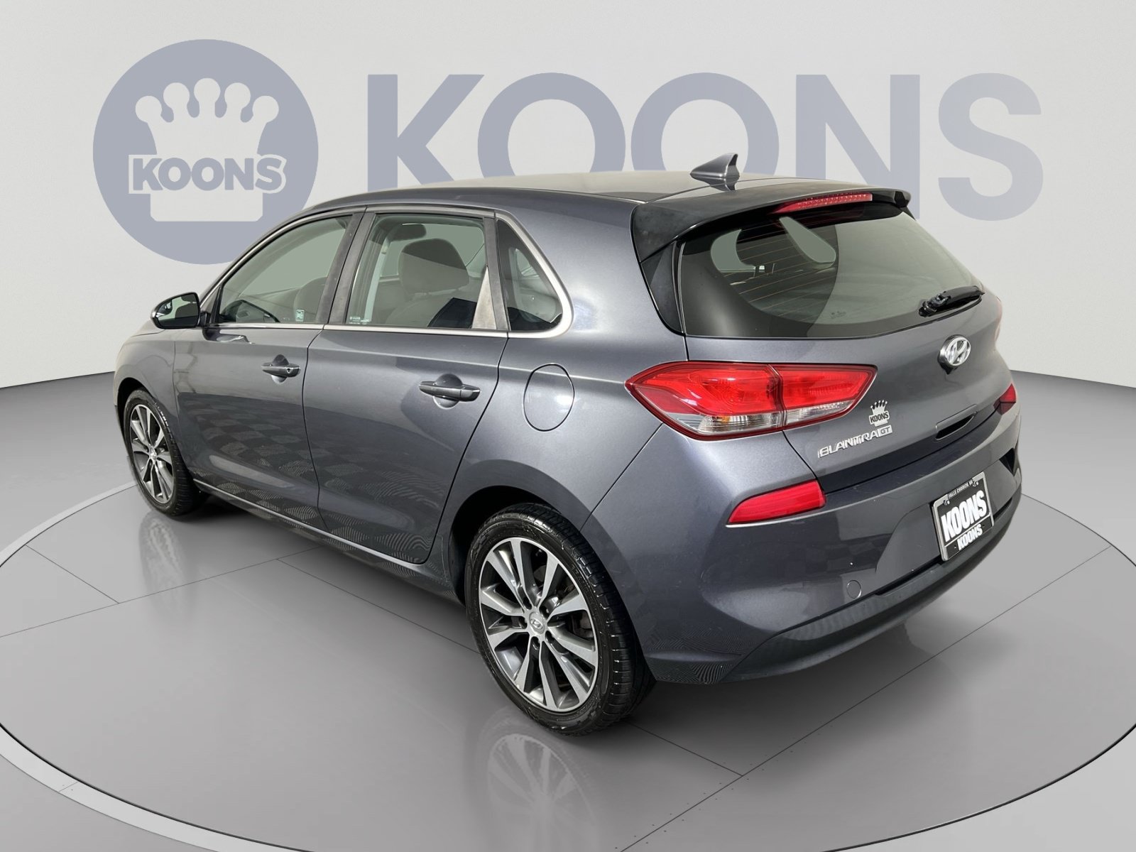 Used 2018 Hyundai Elantra GT FWD image 8