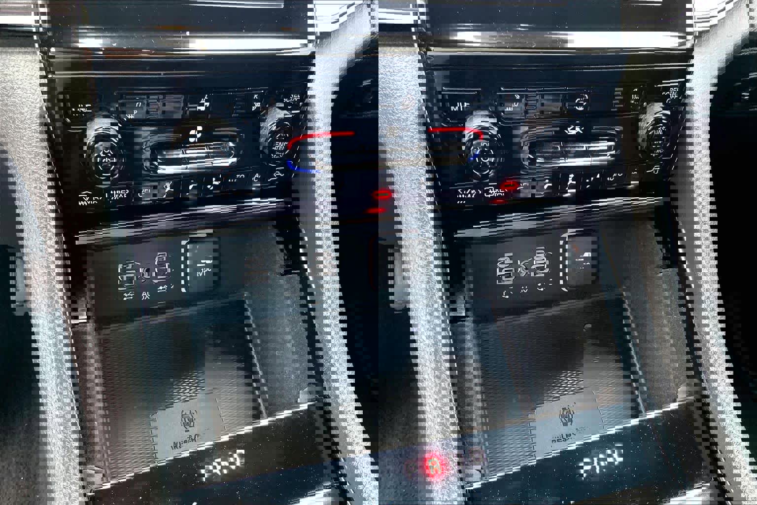 Used 2022 Jeep Grand Cherokee Altitude image 30