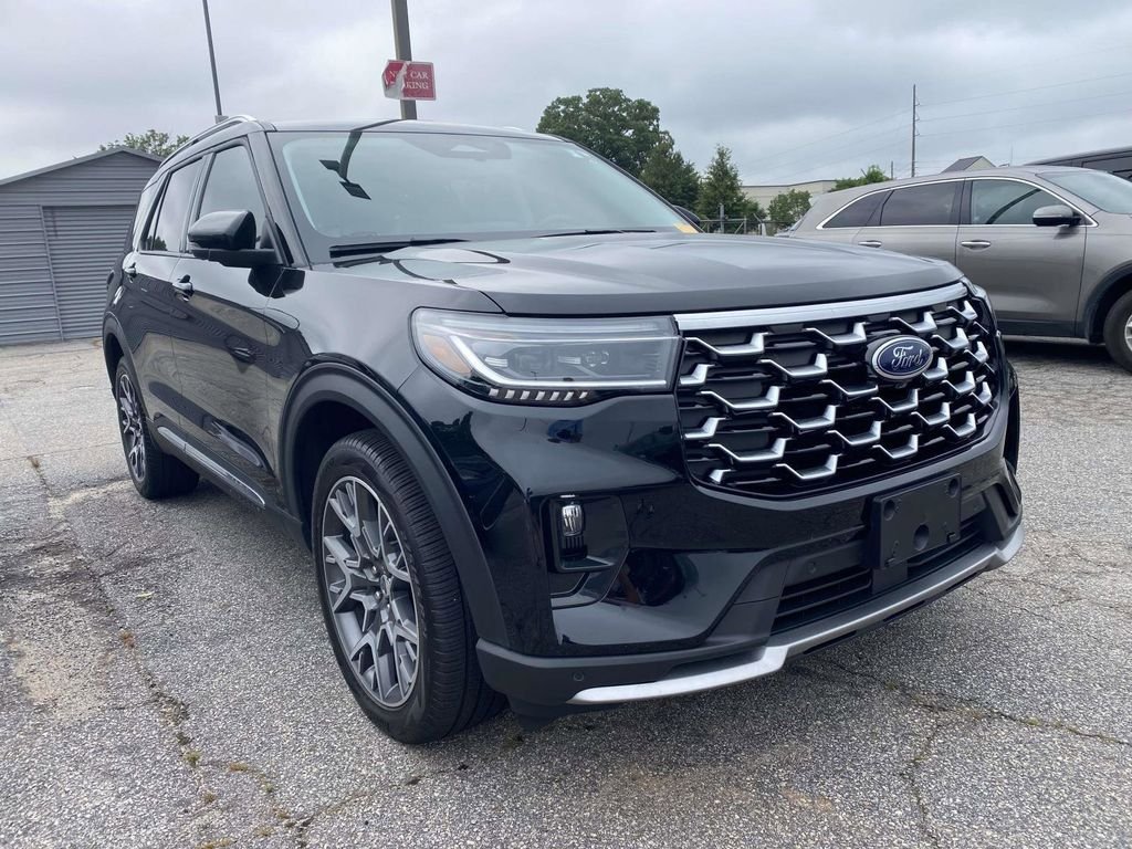 Certified 2025 Ford Explorer Platinum w/ Ultimate Package