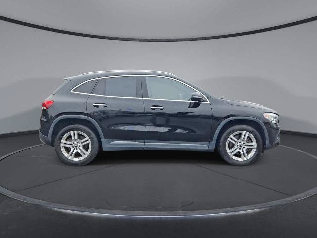 Used 2023 Mercedes-Benz GLA 250 4MATIC image 9