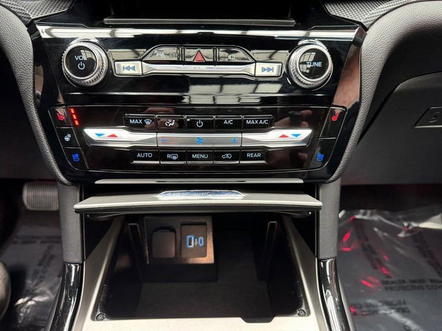 Certified 2022 Ford Explorer ST w/ Equipment Group 401A image 20