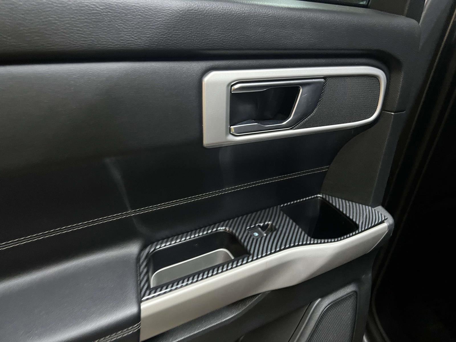 Certified 2021 Ford Explorer XLT w/ Equipment Group 202A image 12