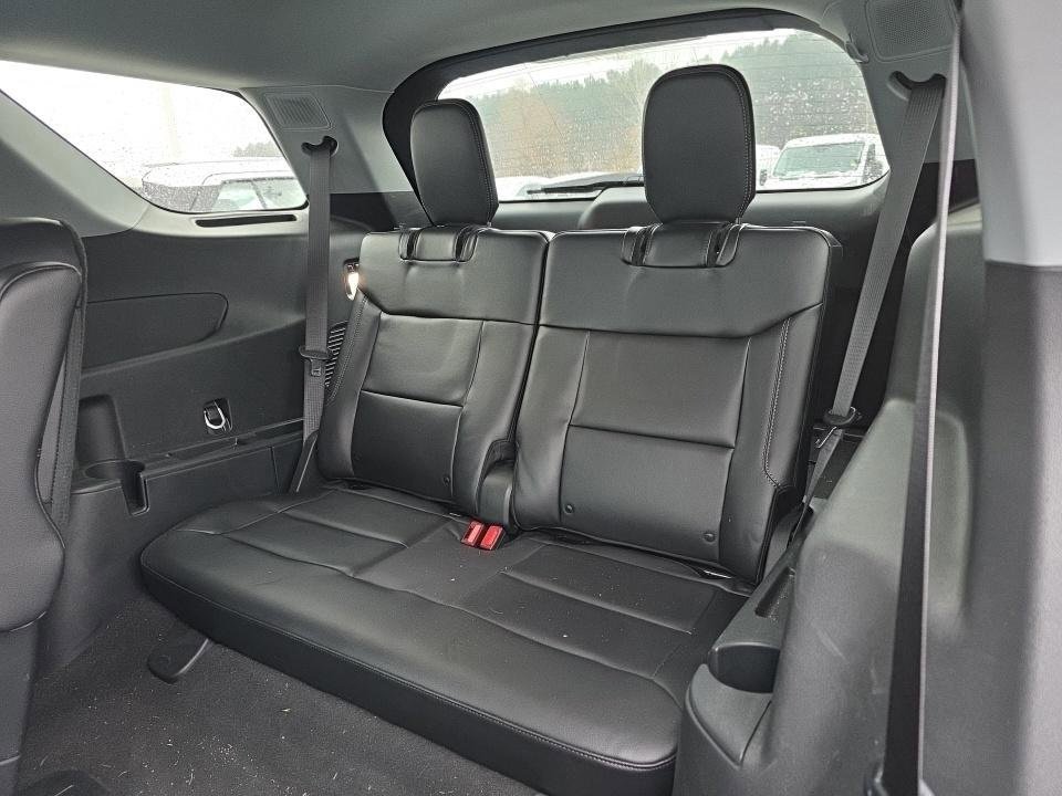 Certified 2023 Ford Explorer Limited w/ Limited Technology Package image 11