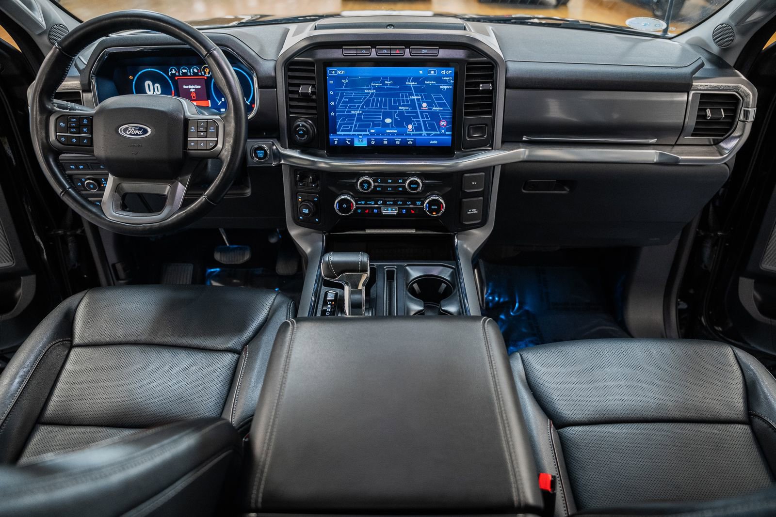 Certified 2022 Ford F150 Lariat w/ Equipment Group 502A High image 23