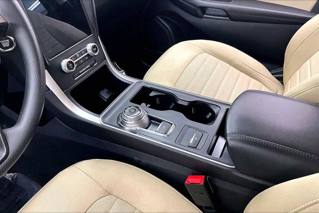 Certified 2024 Ford Edge SE image 15