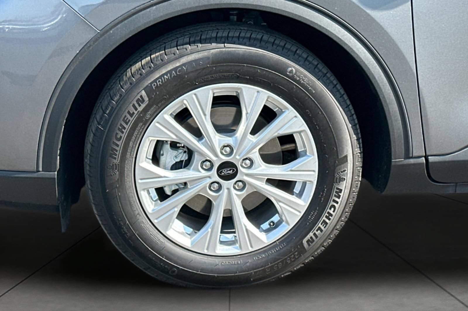 Certified 2025 Ford Escape Active FWD image 30