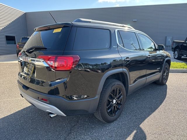 Used 2019 GMC Acadia SLT image 3