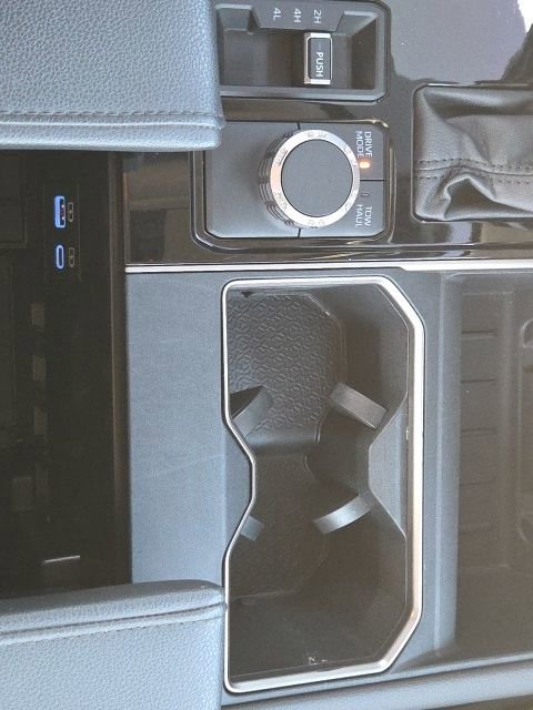 Used 2024 Toyota Tundra Limited image 35