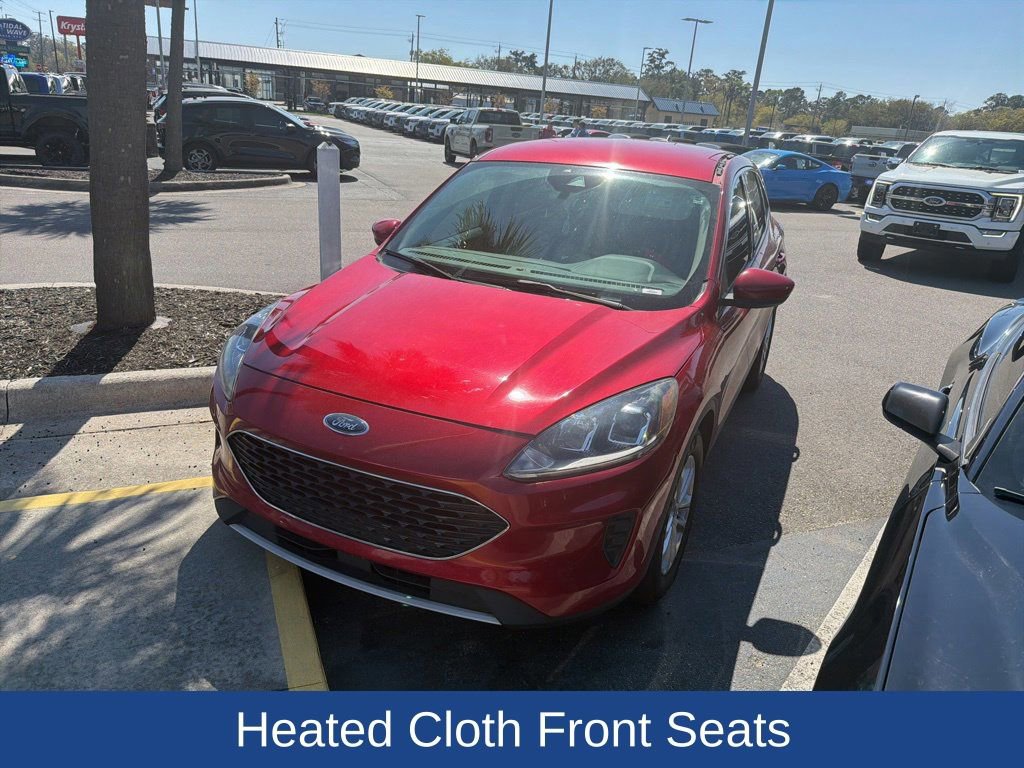 Certified 2020 Ford Escape SE image 2