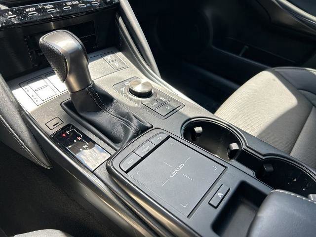 Used 2022 Lexus IS 350 F Sport RWD image 36