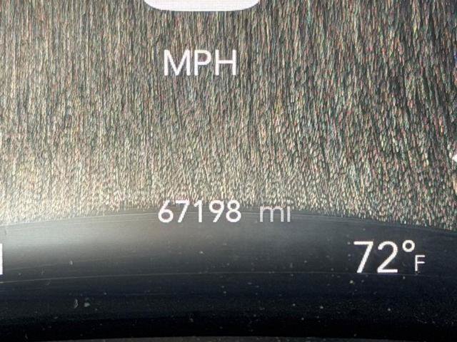 Used 2023 Chrysler Pacifica Touring-L FWD image 24