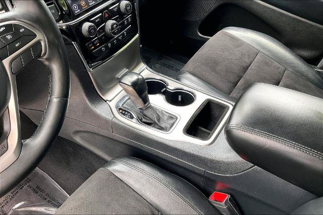 Used 2020 Jeep Grand Cherokee Altitude AWD/4WD image 15
