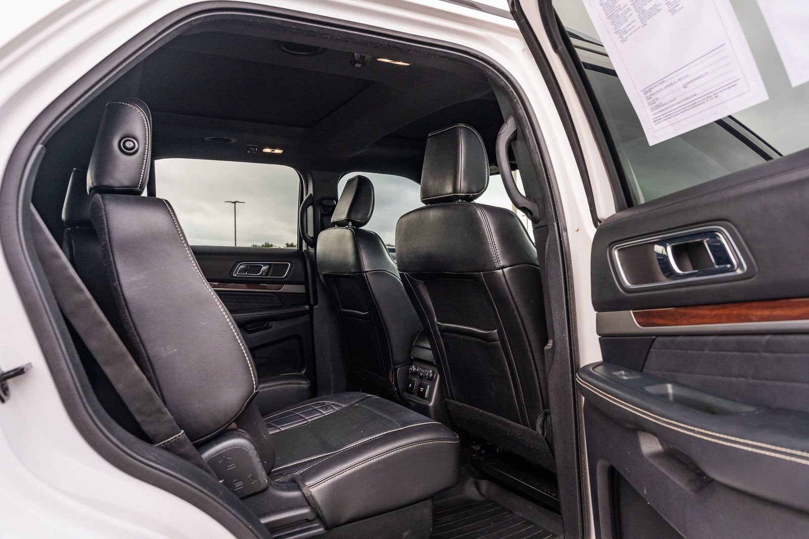 Certified 2018 Ford Explorer Platinum AWD/4WD image 14