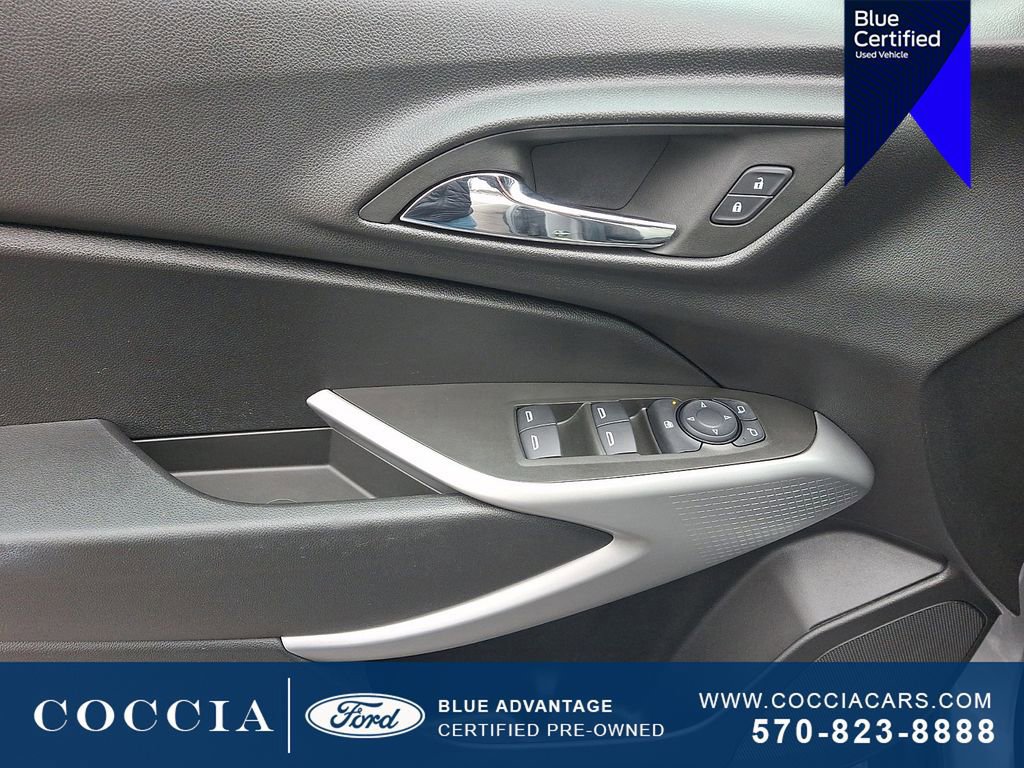 Used 2024 Chevrolet Trax RS w/ Driver Confidence Package image 12