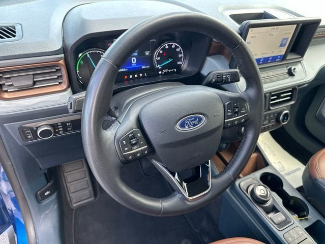 Certified 2023 Ford Maverick Lariat w/ Lariat Luxury Package FWD image 5