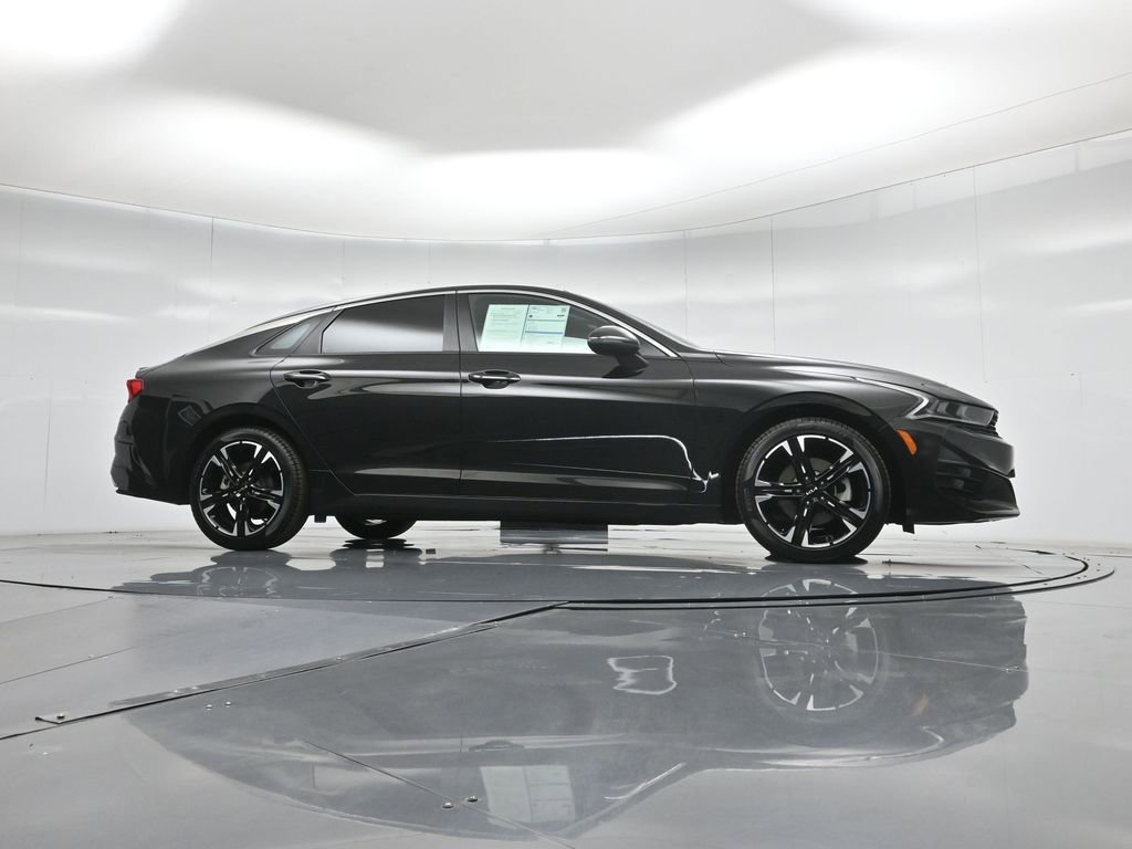 Used 2023 Kia K5 GT-Line w/ GT-Line Premium Package image 4