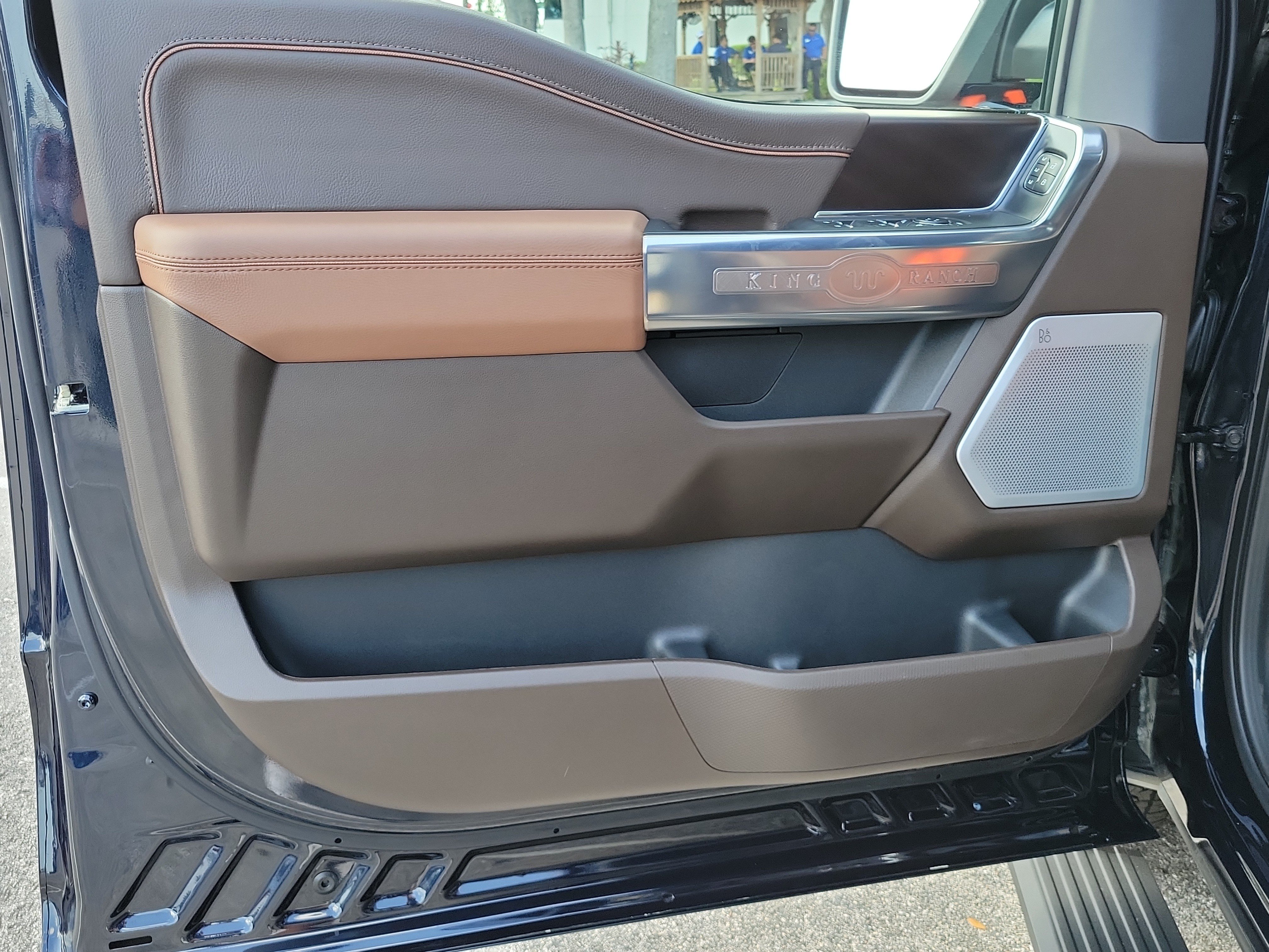 Certified 2025 Ford F150 King Ranch w/ FX4 Off-Road Package AWD/4WD image 18