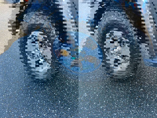 Used 2017 Jeep Wrangler Unlimited Sahara w/ Dual Top Group image 21