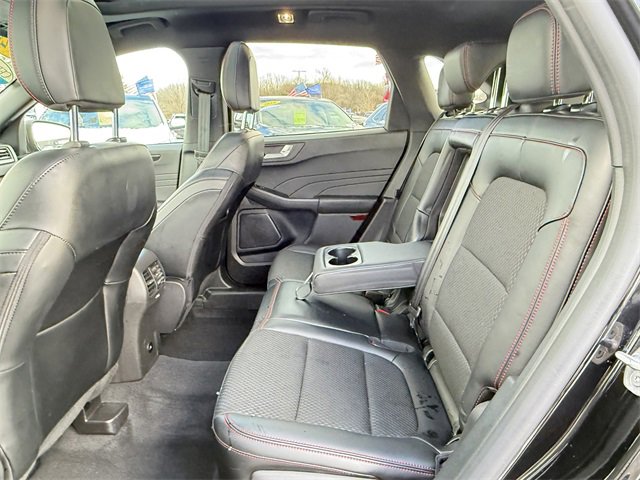 Certified 2024 Ford Escape ST-Line w/ Tech Pack #1 image 9