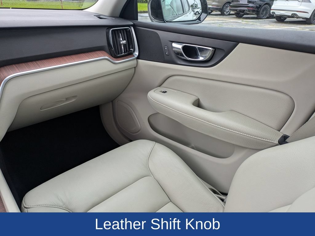 Used 2021 Volvo S60 T5 Momentum FWD image 20
