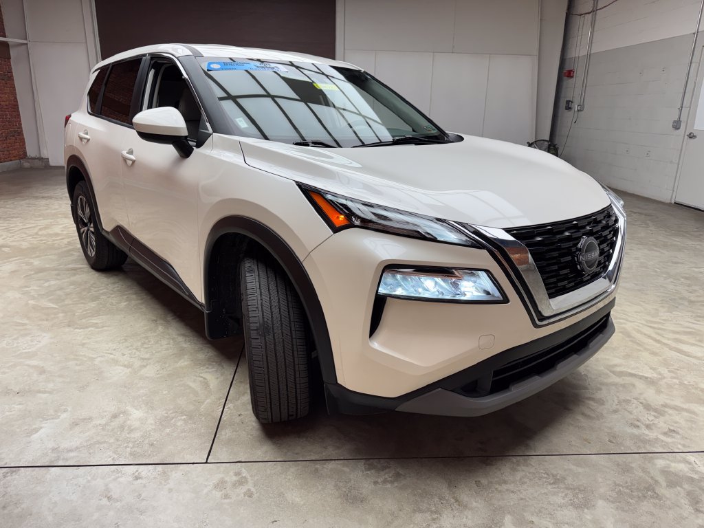 Used 2023 Nissan Rogue SV AWD/4WD image 6