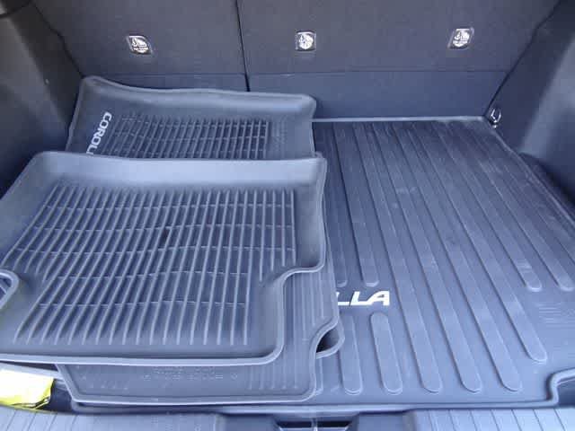 Used 2022 Toyota Corolla SE FWD image 8