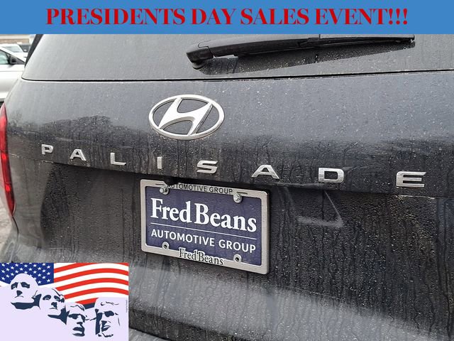 Used 2023 Hyundai Palisade SEL w/ Premium Package image 11