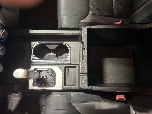 Used 2021 Toyota Tundra SR5 AWD/4WD image 28